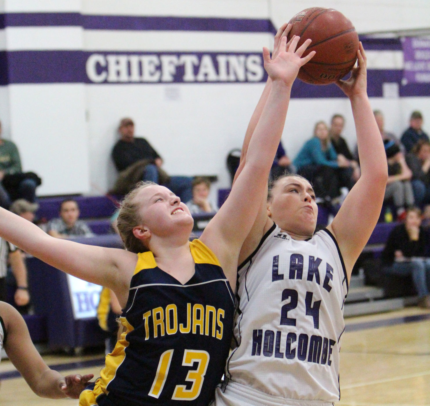 New Auburn at Lake Holcombe girls basketball 2-13-18